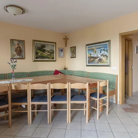 Three-bedroom Holiday In