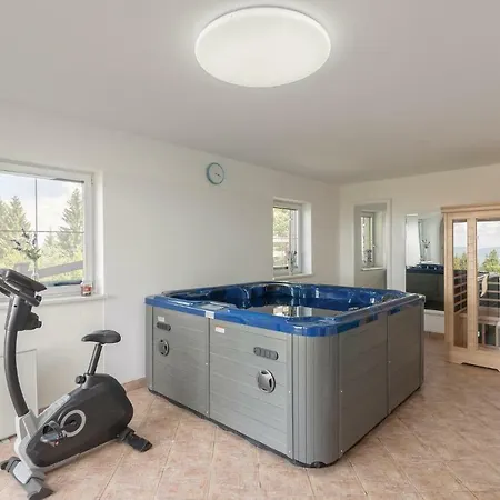 Three-bedroom Holiday In Ferienhaus Store