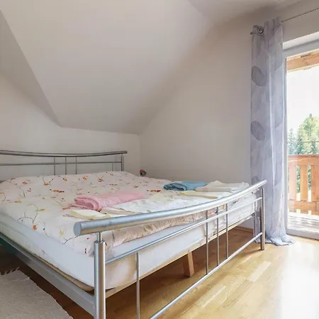 Three-bedroom Holiday In * Store